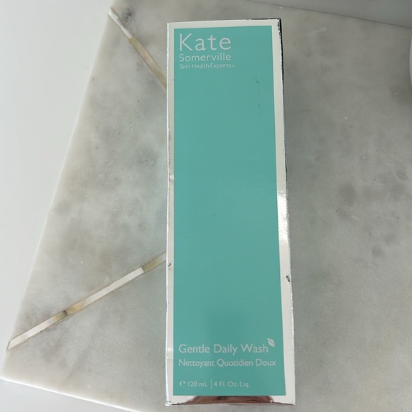Kate Somerville Gentle Daily Wash - Picture 2 of 7